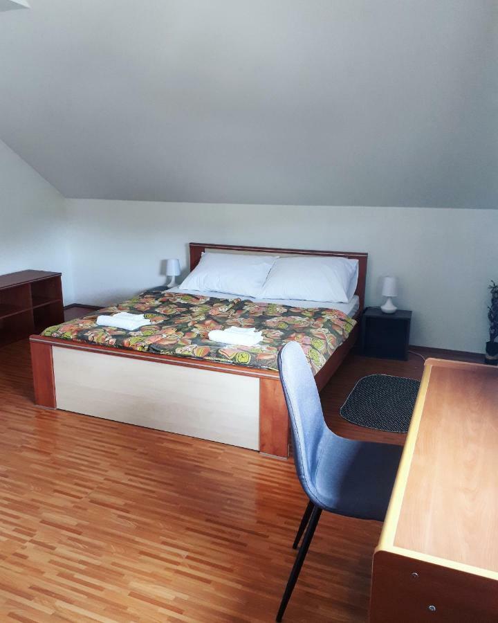 Apartman Lena Tusilovic Zewnętrze zdjęcie