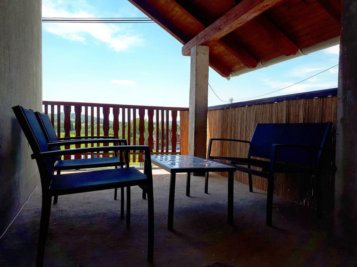 Apartman Lena Tusilovic Zewnętrze zdjęcie